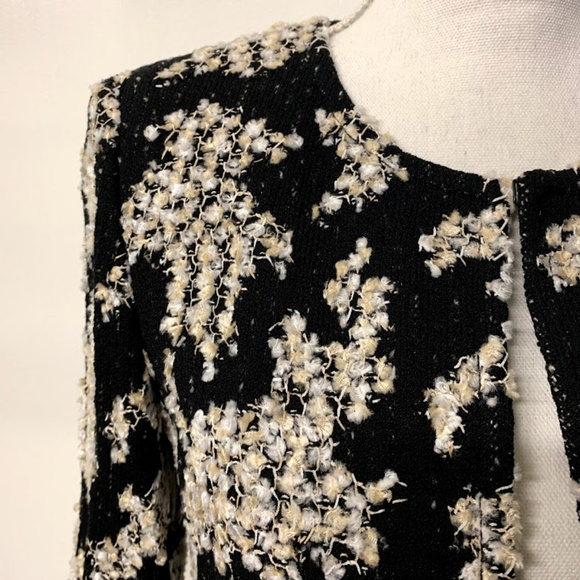 St John Floral Blossom Textured Knit Open Jacket - Picture 5 of 8